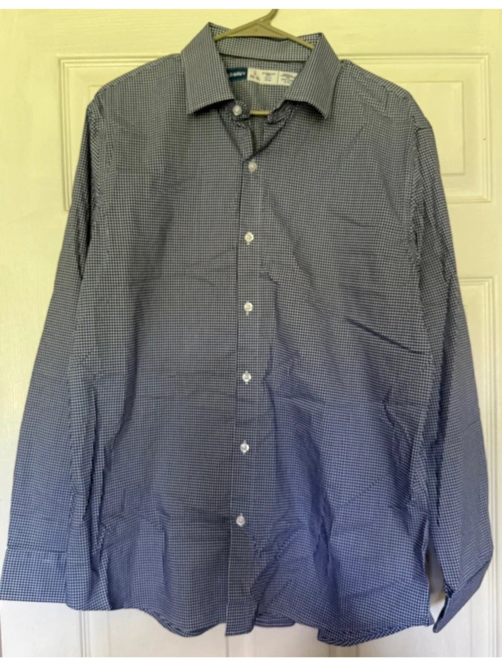 Men’s Old Navy Checkered Button Down Shirt